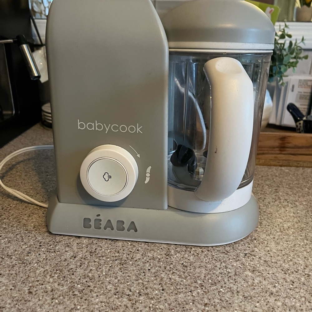 BÉABA Babycook in Gray and White